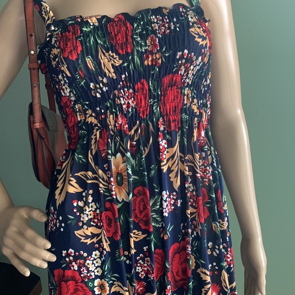 Navy Sundress With Floral Pattern - Picture 2 of 2